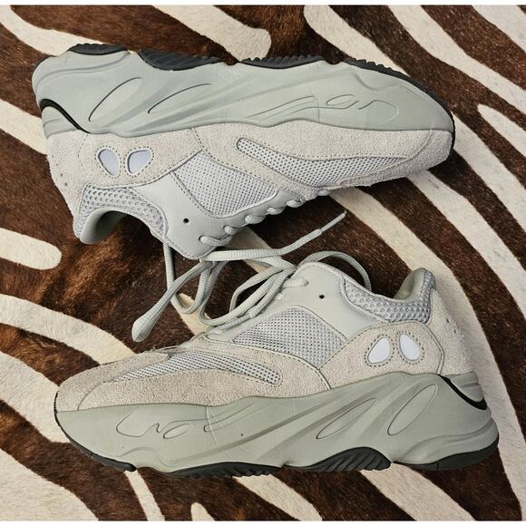 Adidas Yeezy Boost 700 Size 6.5 Salt main image 6